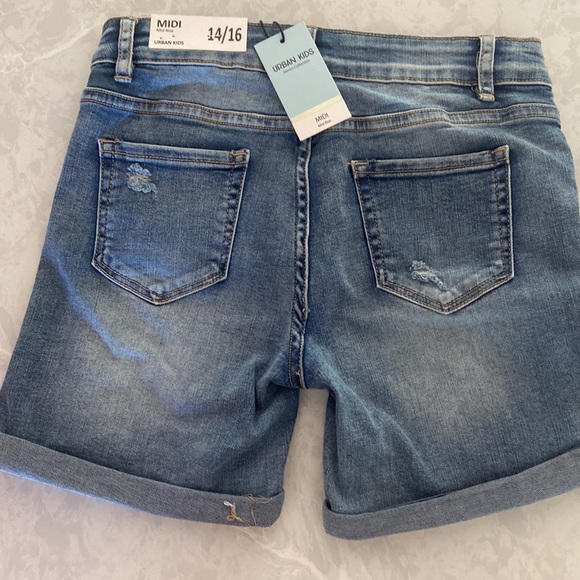 Size 14/16 Urban Kids denim shorts - Picture 3 of 3